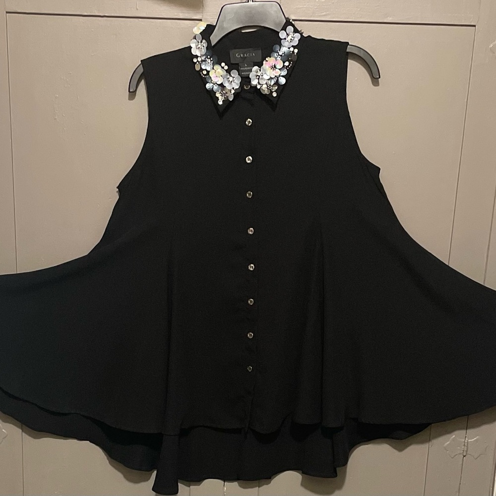 GRACIA Sleeveless Top